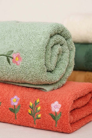 Mini Floral Embroidered 100% Cotton 5-Piece Towel Set – 50 x 90 cm