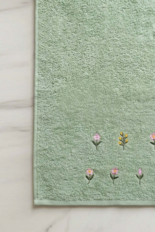 Mini Floral Embroidered 100% Cotton 5-Piece Towel Set – 50 x 90 cm