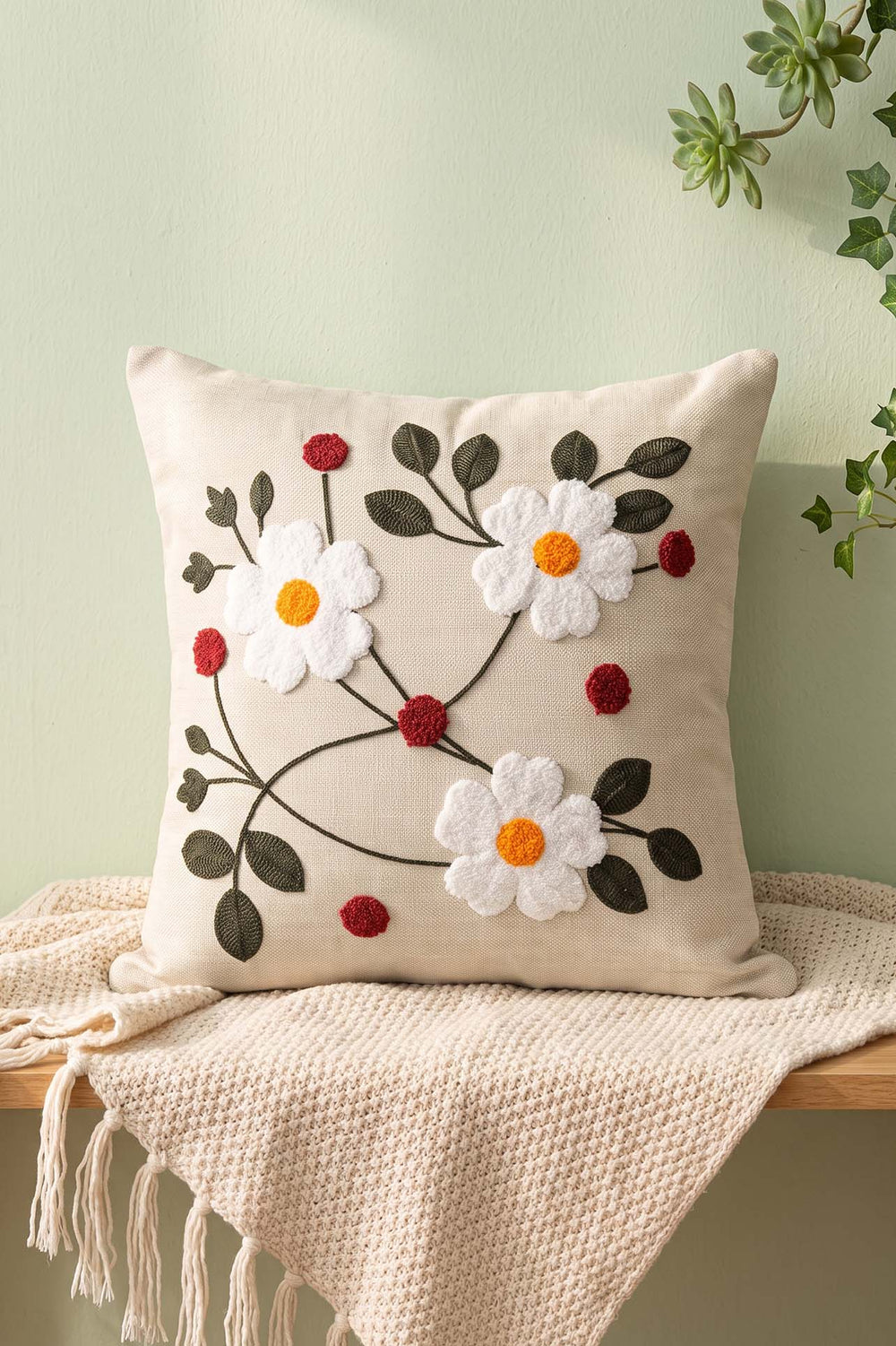 Daisy Patterned Punch Decorative Cushion Cover