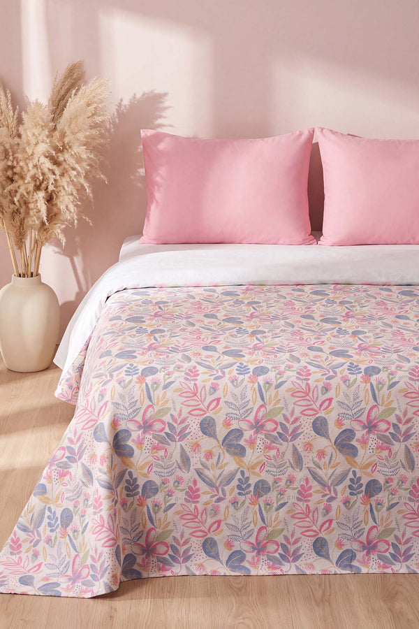 Pembe Kır Bahçesi Desenli Çift Kişilik Baskılı Pike Yatak Örtüsü 200X230 Cm