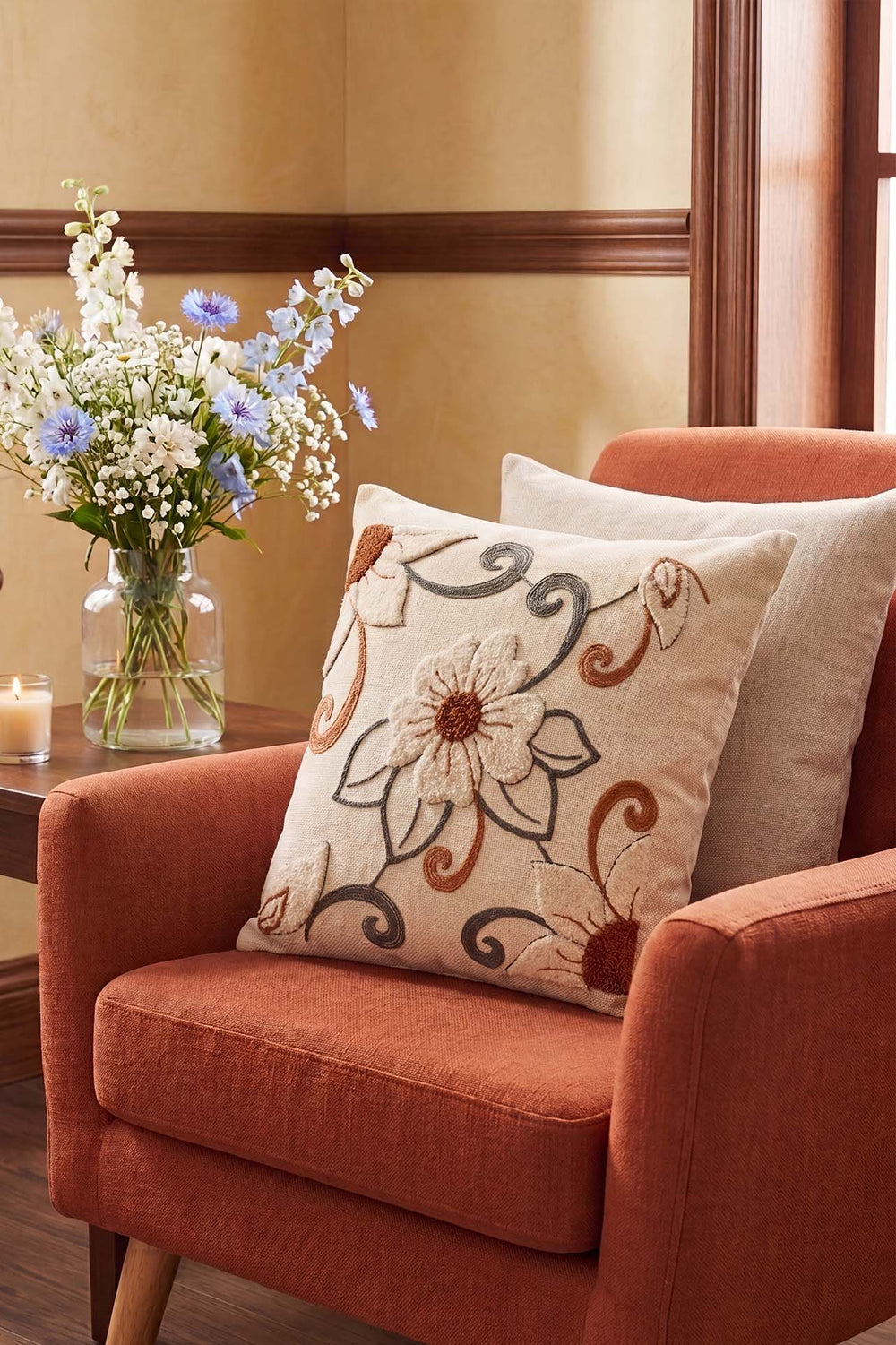 Cream Floral Branch Pattern Tufted Decorative Cushion Cover
