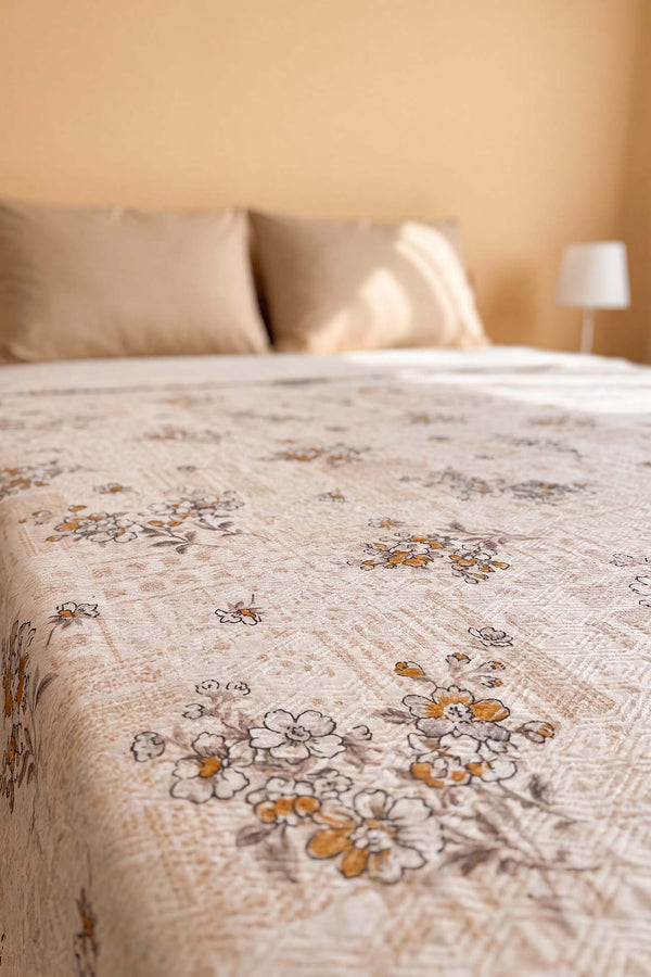 Hardal Kır Çiçeği Desenli Çift Kişilik Baskılı Pike Yatak Örtüsü 200X230 Cm