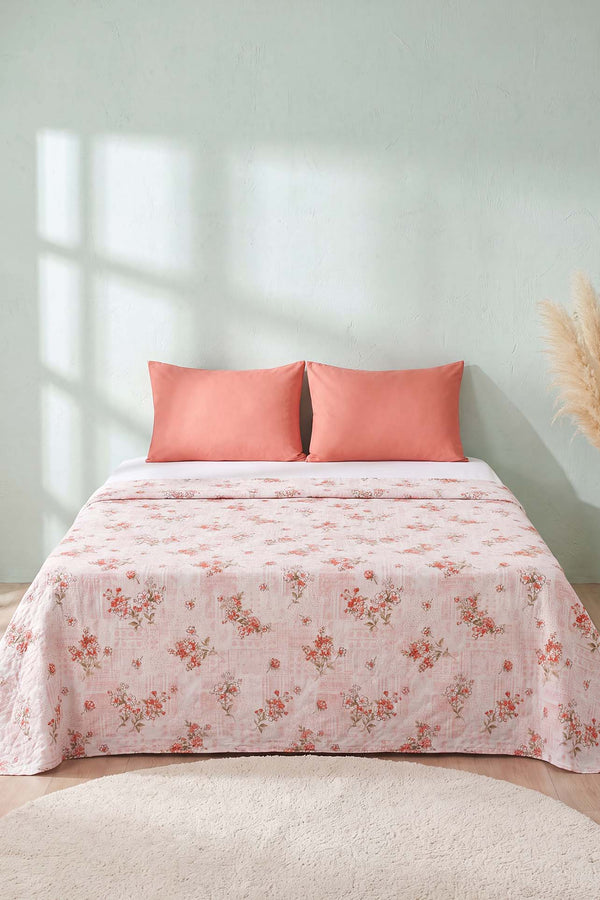 Pembe Kır Çiçeği Desenli Çift Kişilik Baskılı Pike Yatak Örtüsü 200X230 Cm