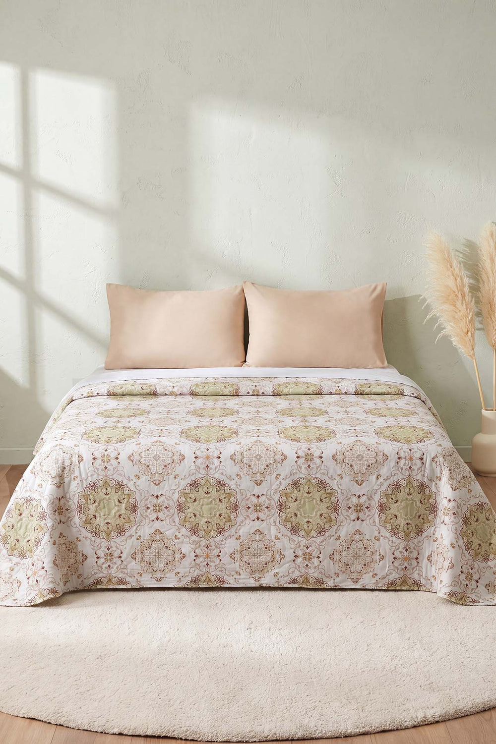 Green Mandala Patterned Double Printed Piqué Bedspread – 200 × 230 cm