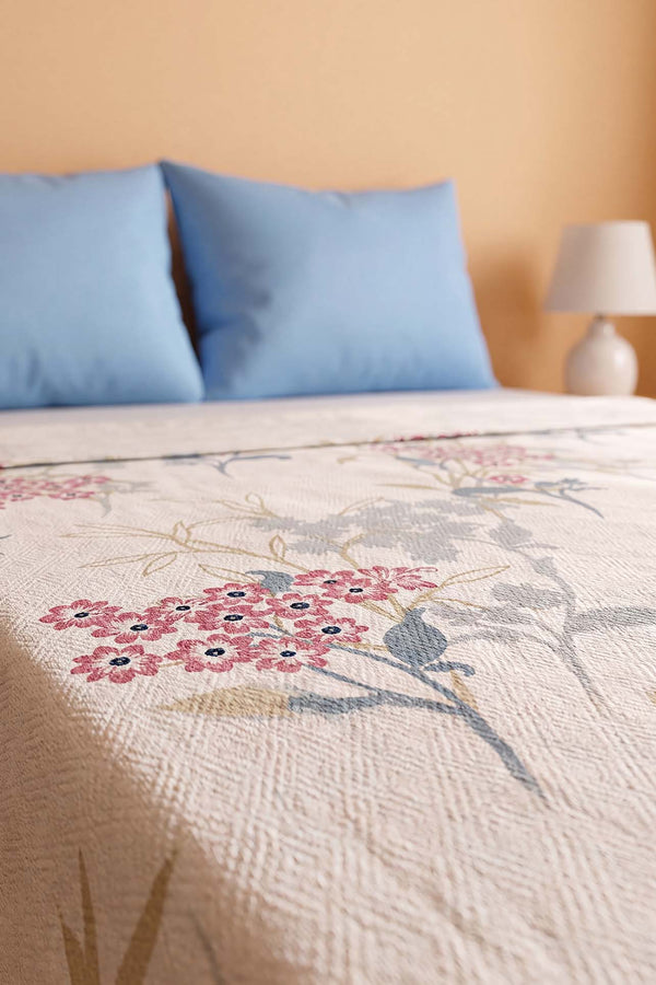 Mor Tomurcuk Desenli Çift Kişilik Baskılı Pike Yatak Örtüsü 200X230 Cm