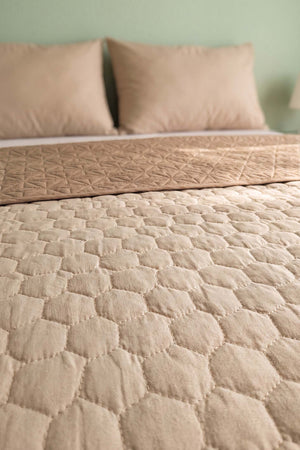 Vizon Doremi Çift Taraflı Çift Kişilik Kapitone Pike Yatak Örtüsü 200X220 Cm