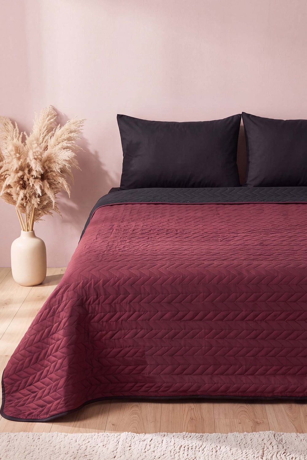 Burgundy Ultrasonic Reversible Double Quilted Bedspread & Pique 180x240 Cm