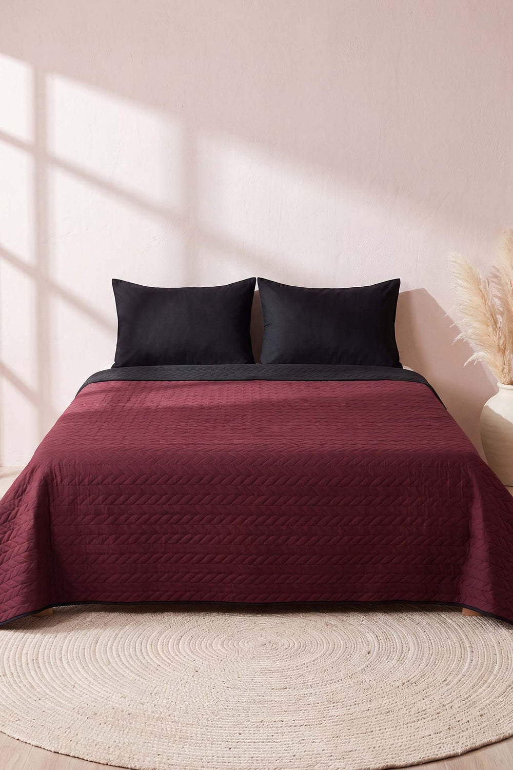Burgundy Ultrasonic Reversible Double Quilted Bedspread & Pique 180x240 Cm