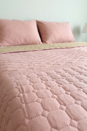 Pink Ultrasonic Reversible Double Quilted Bedspread & Pique 180x240 Cm