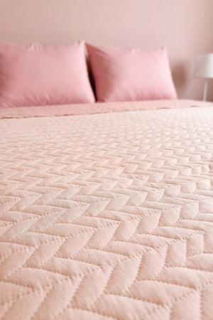 Powder Pink Ultrasonic Reversible Double Quilted Bedspread & Pique 180x240 Cm