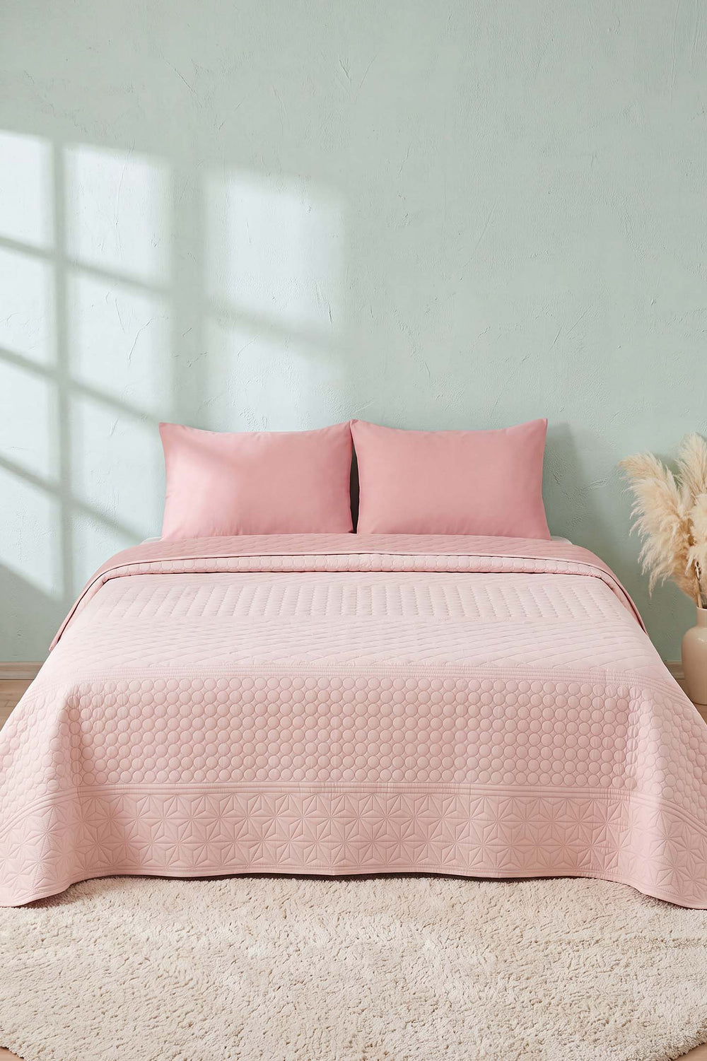 Powder Pink Doremi Reversible Double Quilted Bedspread & Pique 200x220 Cm
