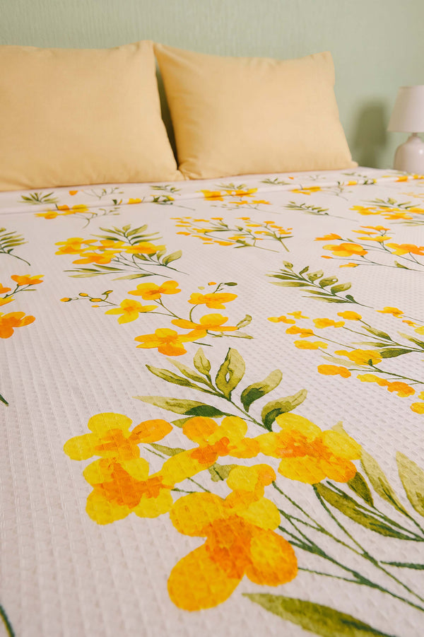 Sarı Daisy Çift Kişilik Baskılı Pike Yatak Örtüsü 210X230 Cm