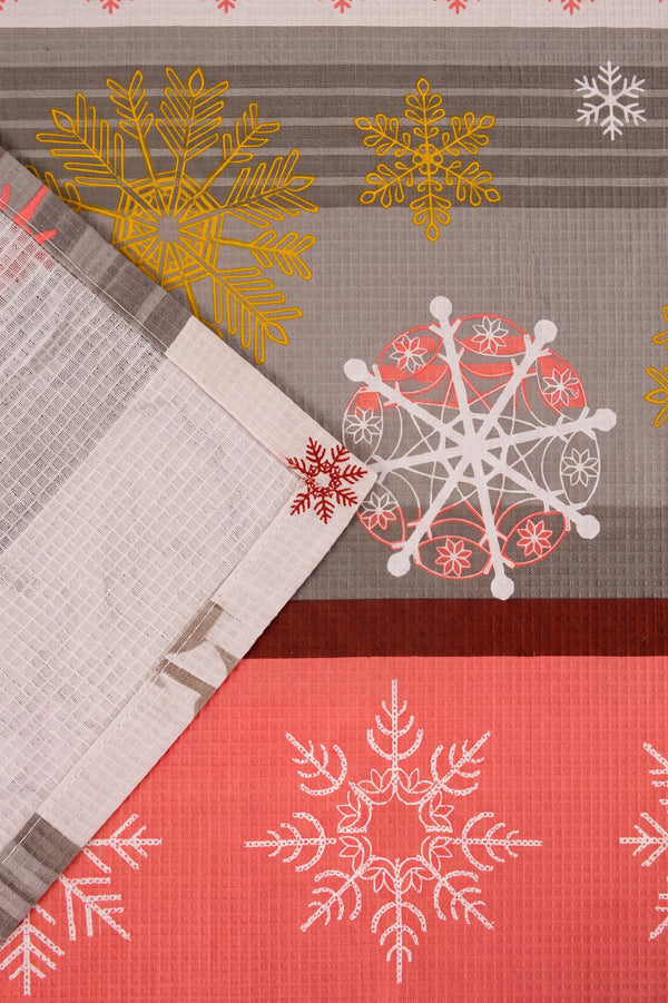 Red Winter Çift Kişilik Baskılı Pike Yatak Örtüsü 210X230 Cm