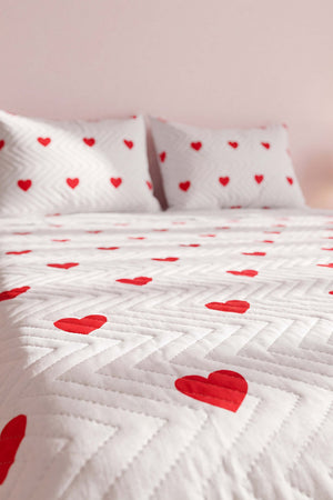 Amora Red Double Size Quilted Bedspread Multi-Purpose Bed Cover – 3 Pieces