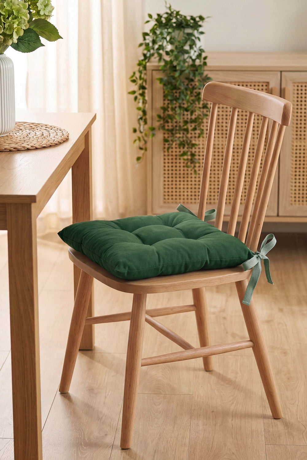 Green Fiber-Filled Chair Cushion 40 x 40 cm
