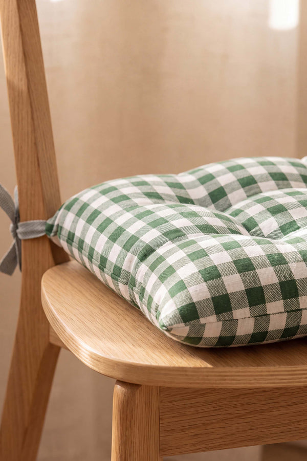 Green Checkered Fiber-Filled Chair Cushion 40 x 40 cm