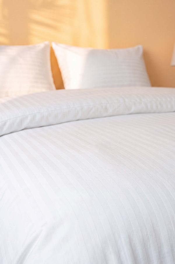 White Stripe Ranforce Double Duvet Cover Set 4 Pieces