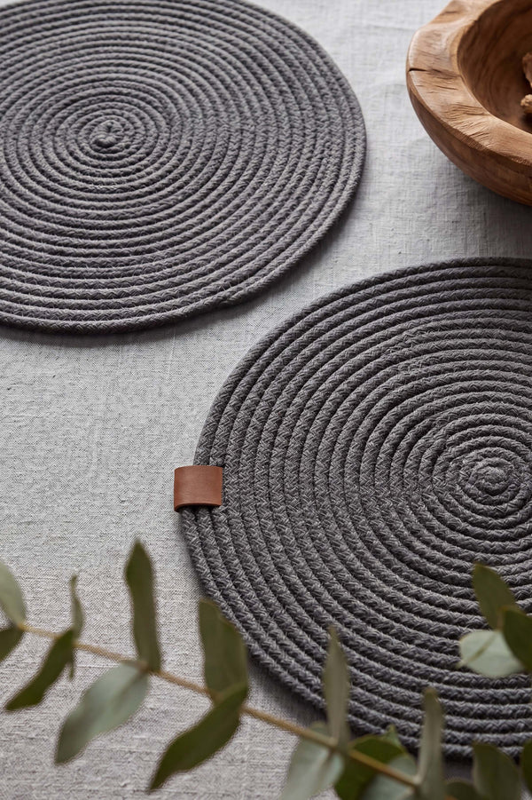 Anthracite Cotton Woven Placemat 32X32 Cm