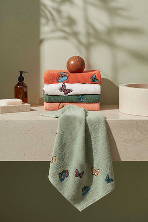 Butterfly Embroidered 5-Piece %100 Cotton Towel Set – 50 x 90 cm