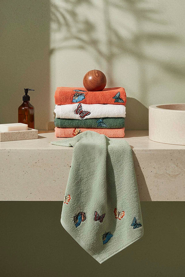 Butterfly Embroidered 5-Piece %100 Cotton Towel Set – 50 x 90 cm