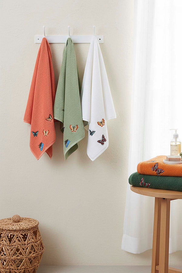 Butterfly Embroidered 5-Piece %100 Cotton Towel Set – 50 x 90 cm