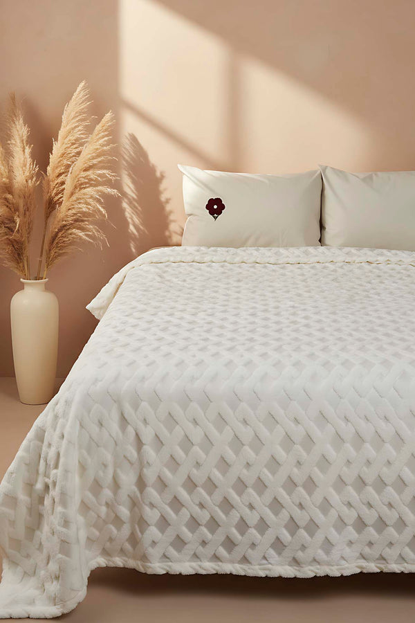 Leona  Jacquard & Tufted Bedspread – Single Piece Coverlet, Double Size, 200x230 cm