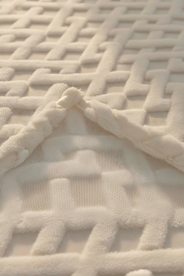 Leona  Jacquard & Tufted Bedspread – Single Piece Coverlet, Double Size, 200x230 cm