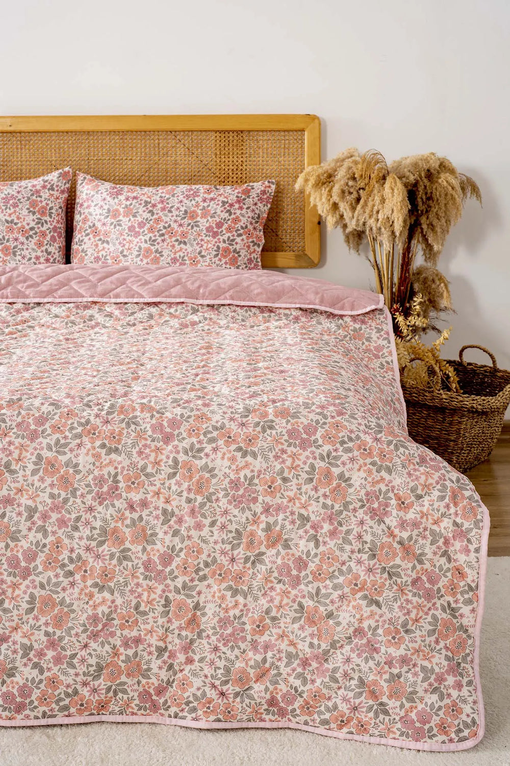 Pink Spring Outlet Single Quilted Bedspread & Coverlet – Cotton