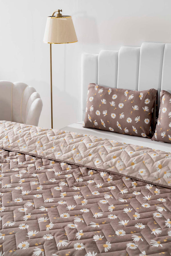 Brown Daisy Quilted Double Cotton Bedspread & Cover