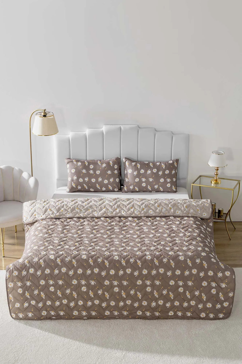 Brown Daisy Single Quilted Bedspread & Coverlet – Cotton