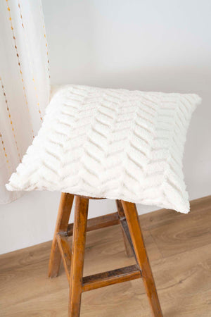 Dejavu Punch Diamond Pattern Decorative Cushion Cover