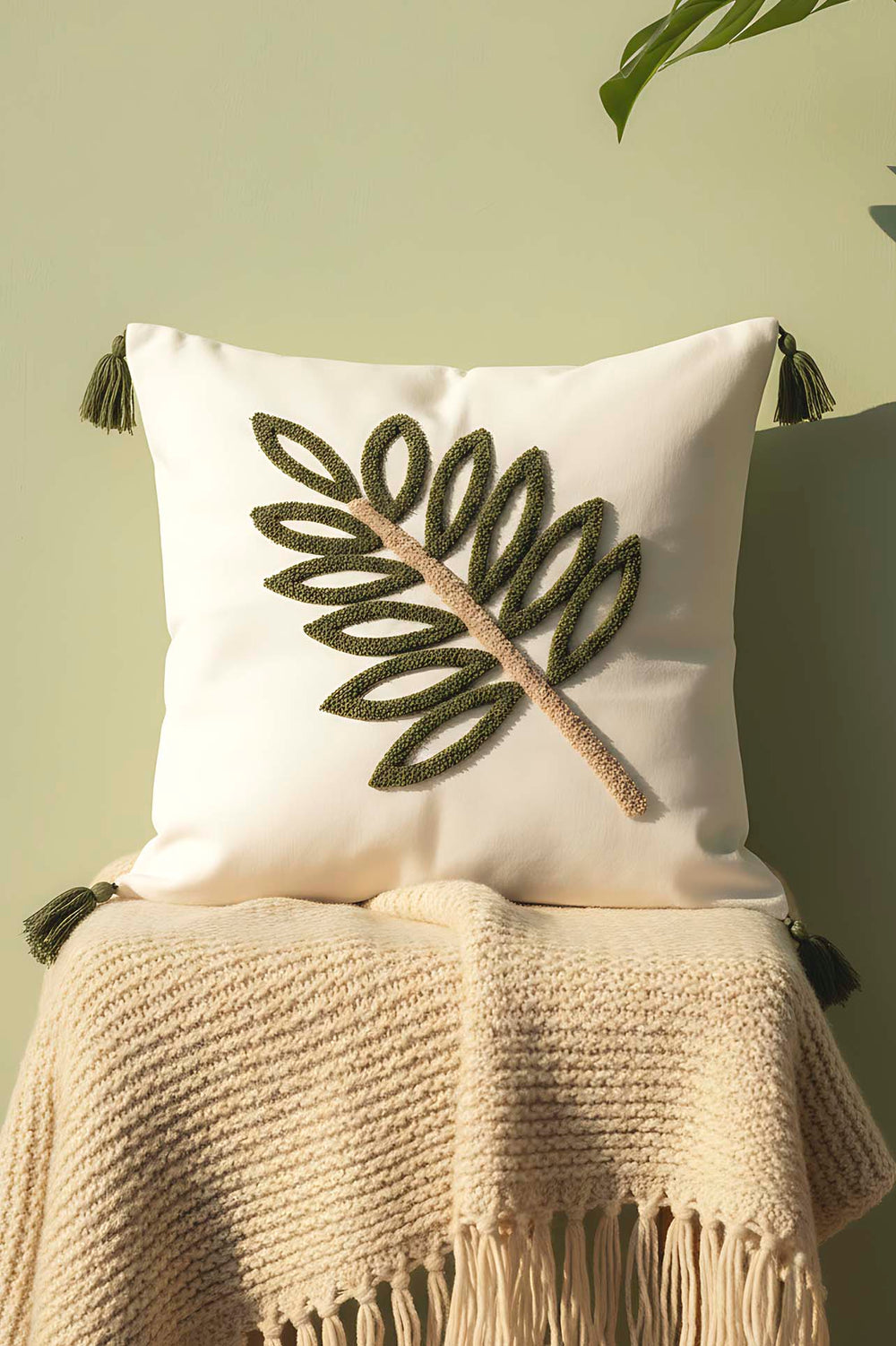 Green Leaf Pattern Punch Decorative Cushion Cover