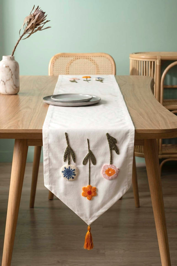 Colorful Wildflower Punch Embroidered Table Runner 35x140 cm