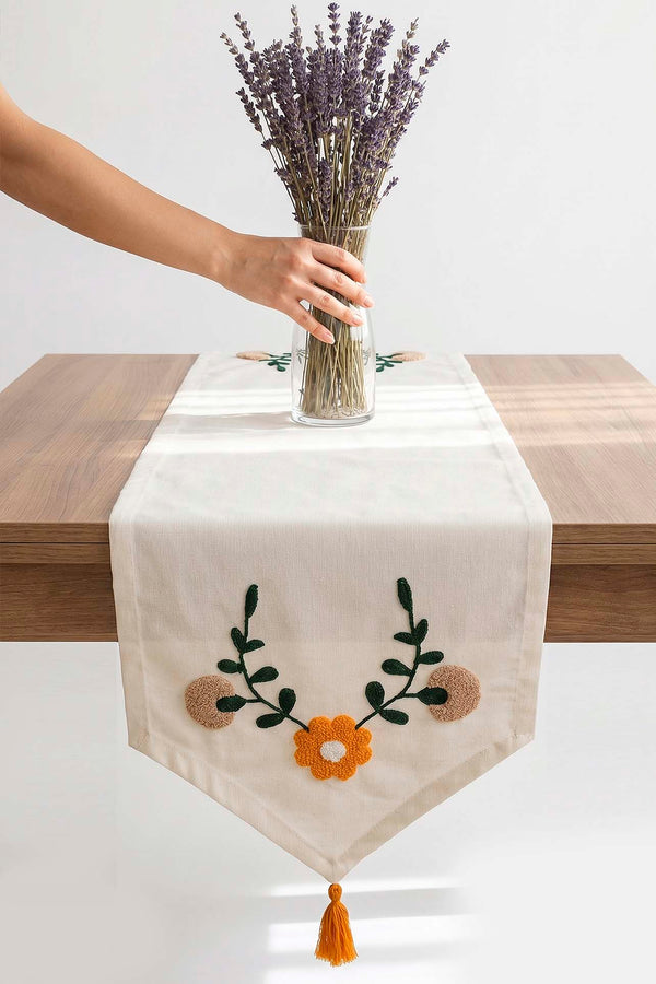 Yellow Daisy Punch Embroidered Table Runner 35x140 cm