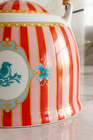 Bellisima Porcelain Teapot with Woven Handle