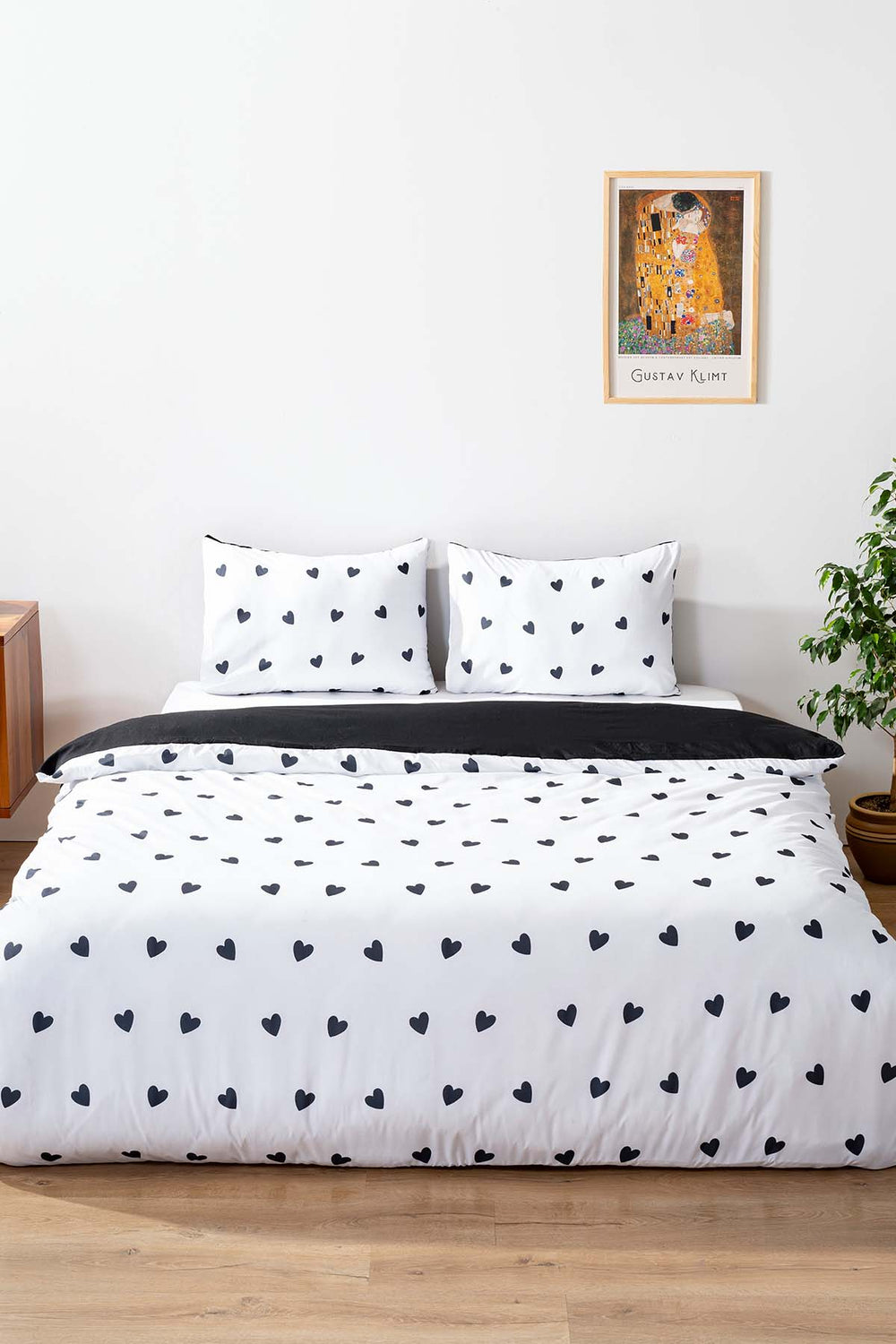 Black Mini Hearts Single Duvet Cover Set – Cotton