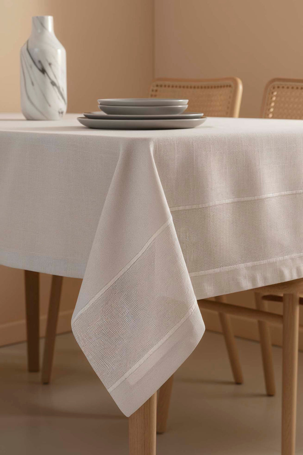 Nora Light Gray Mitered Corner Tablecloth – Elegant Pattern, Polyester Fabric, 150x220 cm