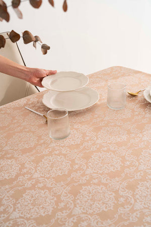 Damascus Cappuccino Tablecloth 160x220 cm