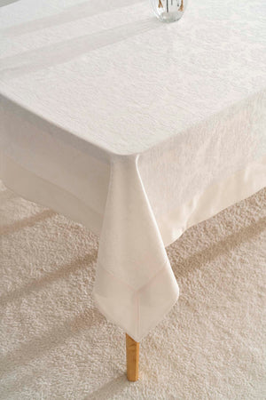 Damascus Cream Tablecloth 160x220 cm