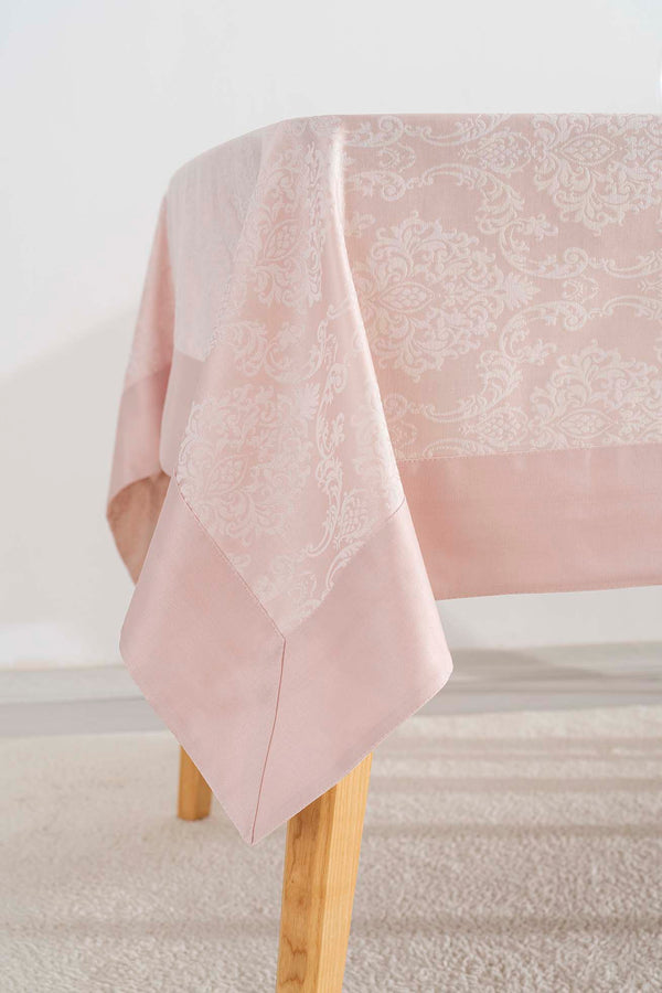 Damascus Powder Pink Tablecloth 160x220 cm