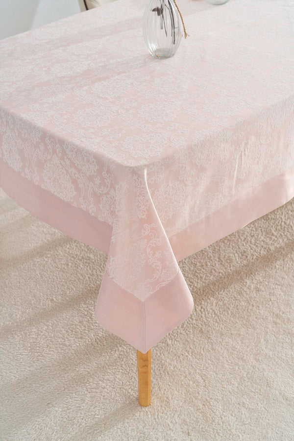 Damascus Powder Pink Tablecloth 160x220 cm