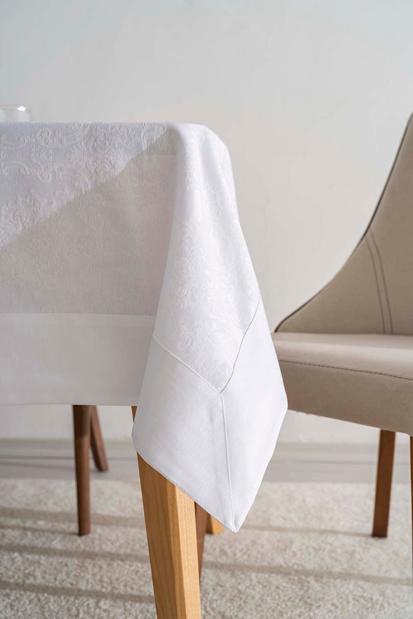 Damascus White Tablecloth 160x220 cm