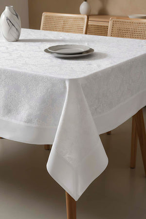Damascus White Tablecloth 160x220 cm