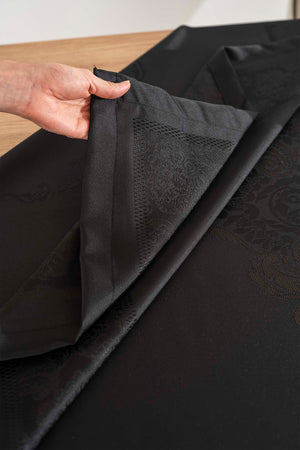 Jumbo Black Jacquard Tablecloth – Liquid Repellent, Stain Resistant, 100% Polyester, 160x220 cm
