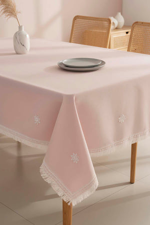 Silvio Pudra Guipure Floral Tablecloth – Elegant Lace Detail, Cotton Blend Fabric, 160x220 cm