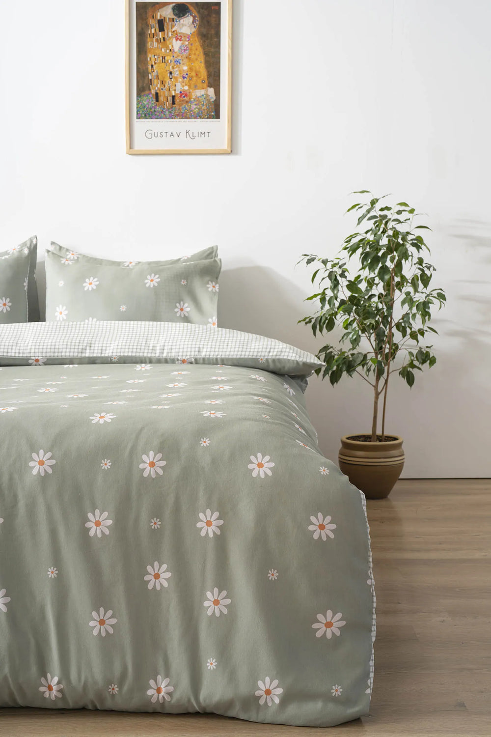 Minimal Green Daisy Outlet Double Duvet Cover Set – Cotton