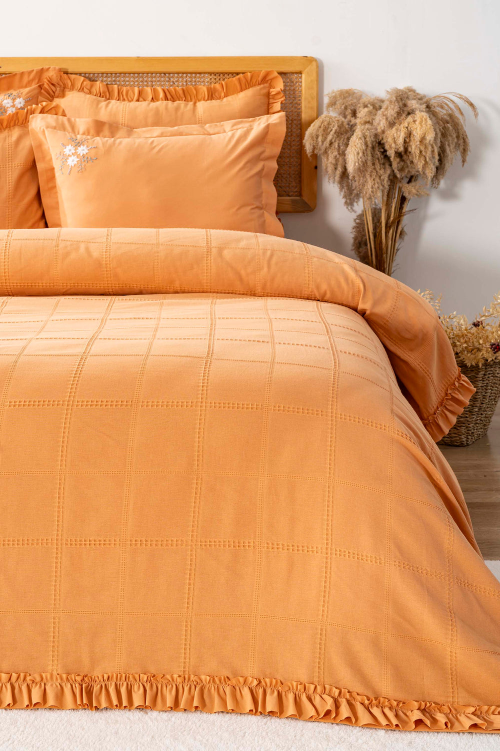 Fiorella Orange Multi-Use 6-Piece Bedspread Set – 100% Cotton Quilt, Sheet & Shams, King Size