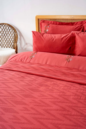 Noris Embroidered %100 Cotton 7 Piece Bedspread & Bedding Set