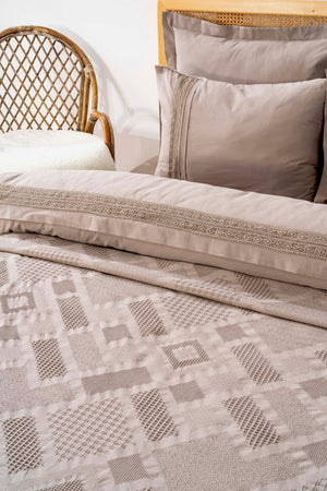 Freya Vizon Lace Double Bed Duvet Cover Set – 7 Piece Bridal Set