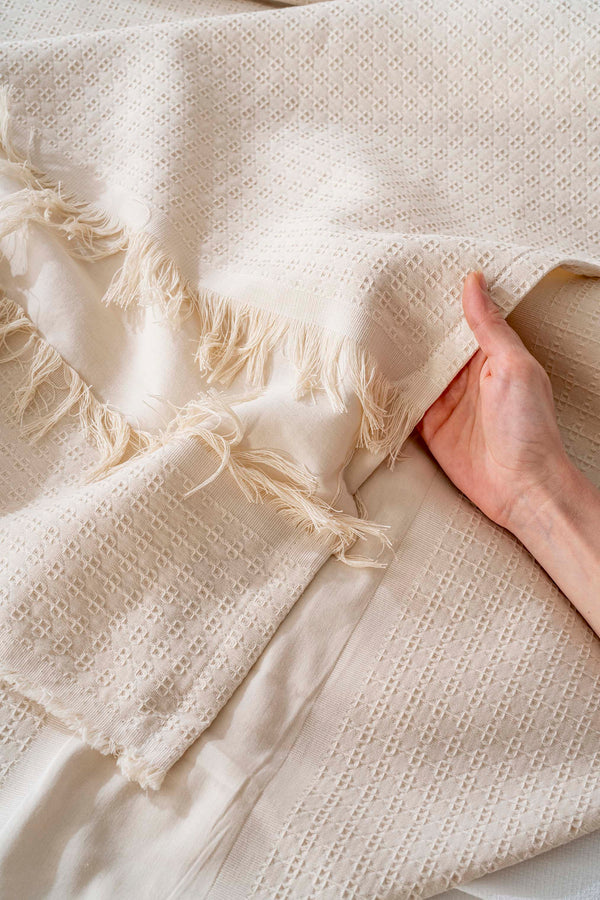 Brianna Cream Double Duvet Coverlet Set – 7-Piece Bridal Set 100% Cotton